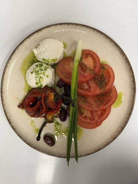 Domenik Salad