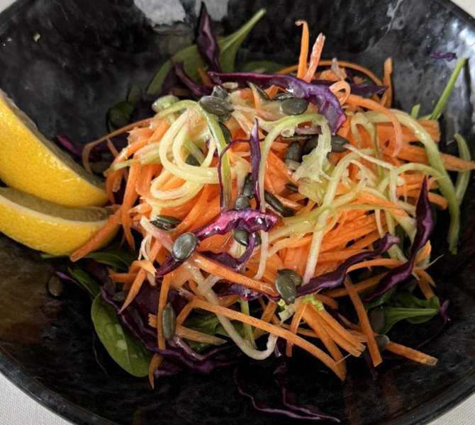 Vitamin Salad with Lemon Dressing